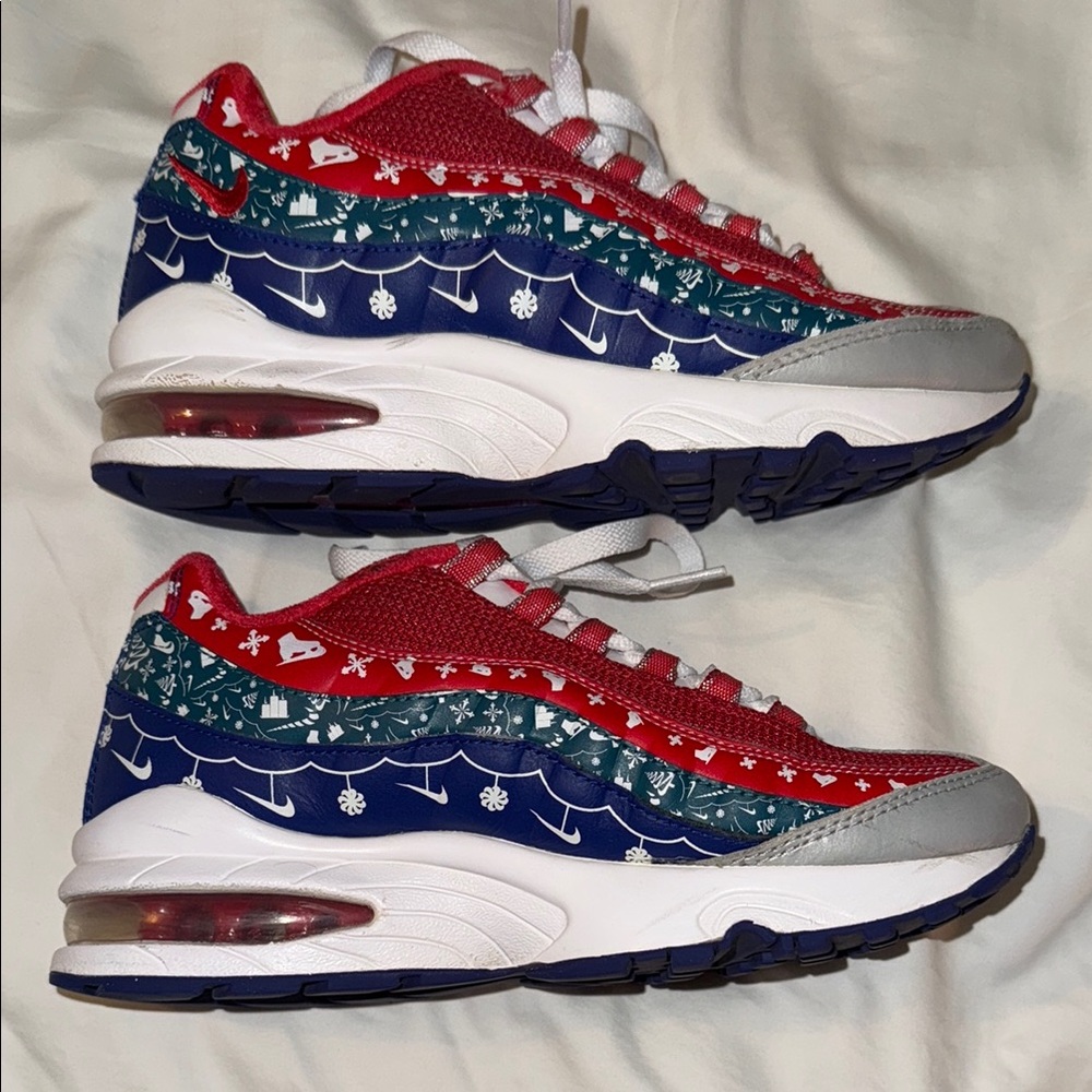 NIKE Kids Air Max 95 Christmas Sweater Sneakers - Picture 6 of 8